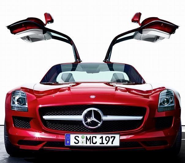 Mercedes-Benz SLS AMG